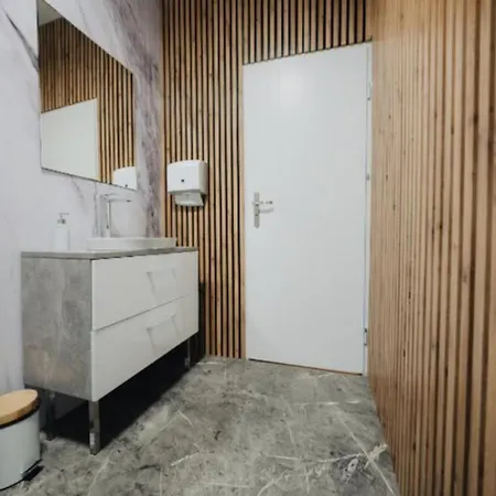 Jadwigii - 24h Self Check-in * Poznań